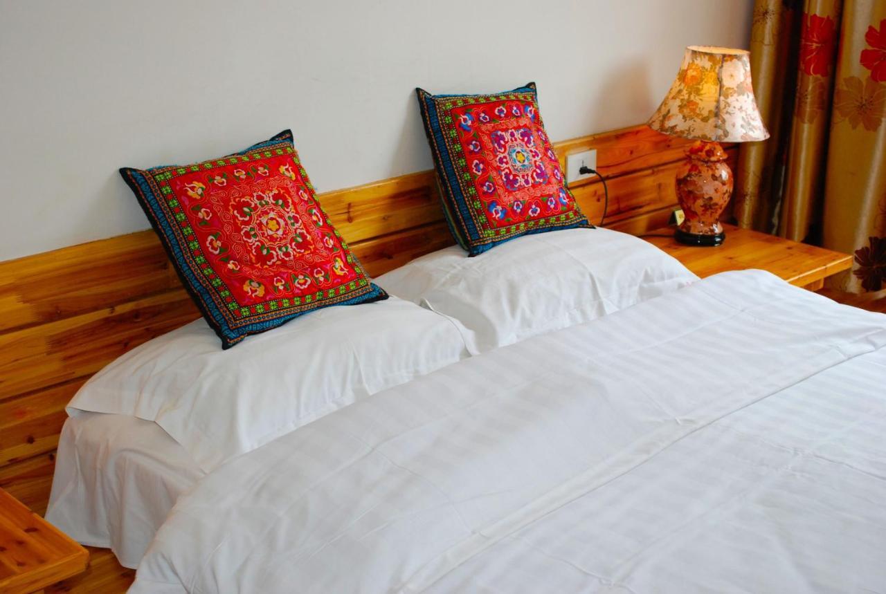Lakeside Inn Ґуйлінь Екстер'єр фото